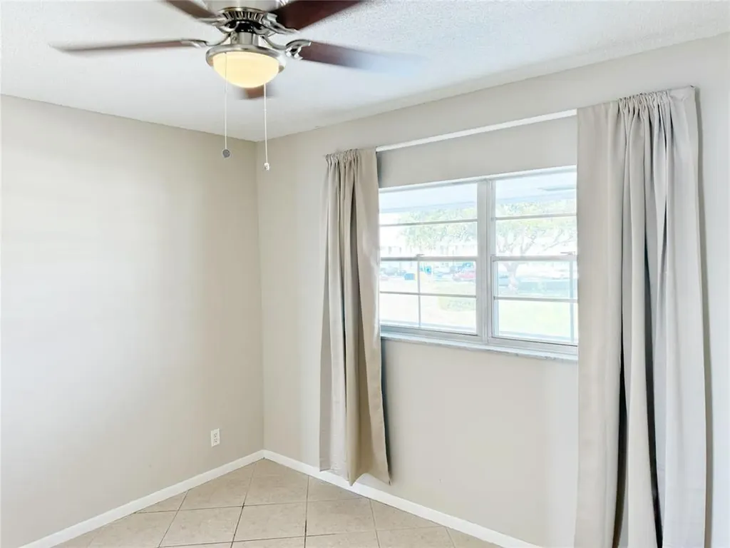 1116 Lake Terrace Boynton Beach FL 33426