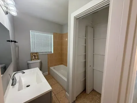 1010 Mayflower Road Fort Pierce FL 34950