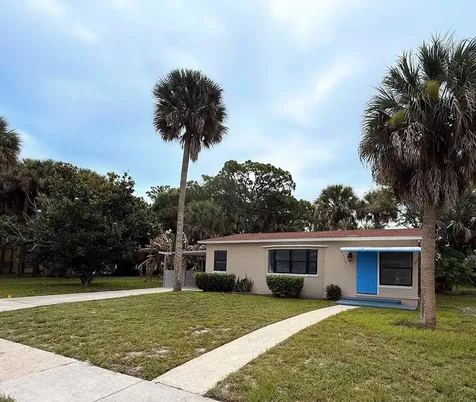 1010 Mayflower Road Fort Pierce FL 34950