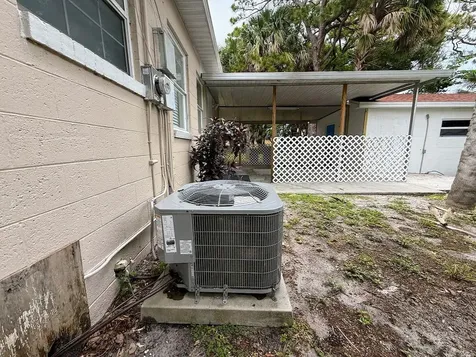 1010 Mayflower Road Fort Pierce FL 34950