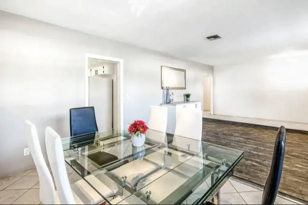 2200 N 47th Avenue Hollywood FL 33021