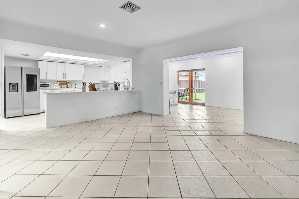 2200 N 47th Avenue Hollywood FL 33021