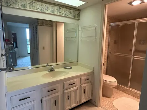 5390 NW Woodland Lakes Drive Palm Beach Gardens FL 33418