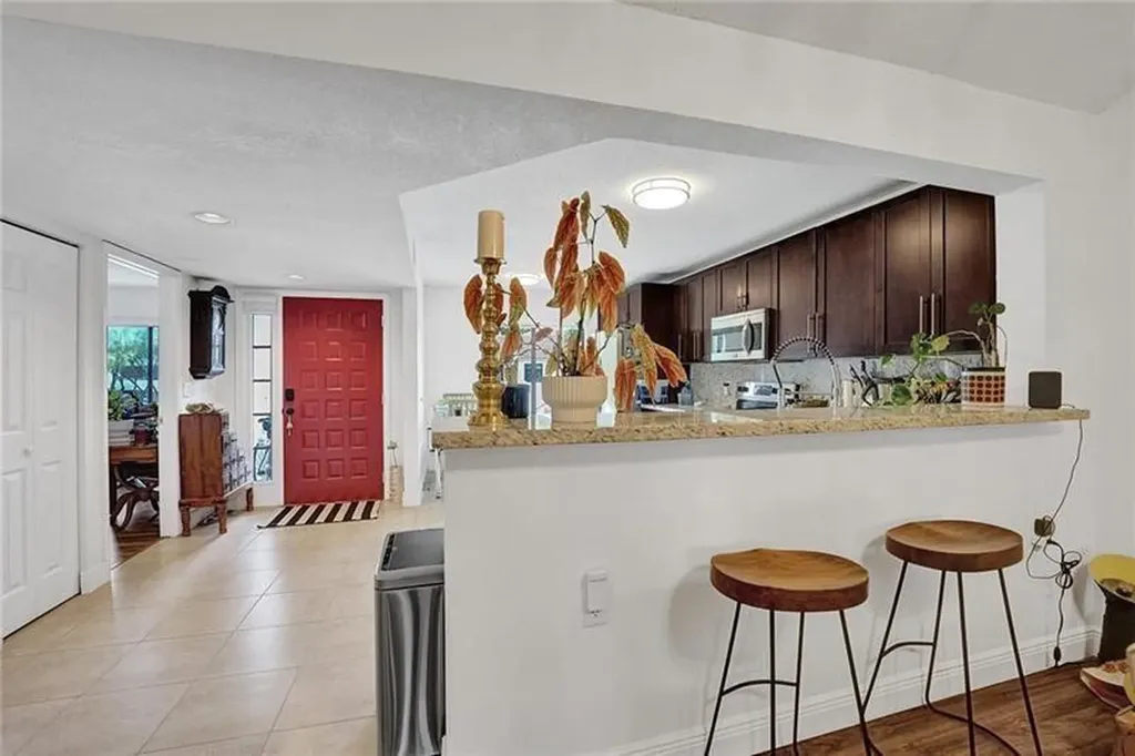 7533 Glendevon Lane Delray Beach FL 33446