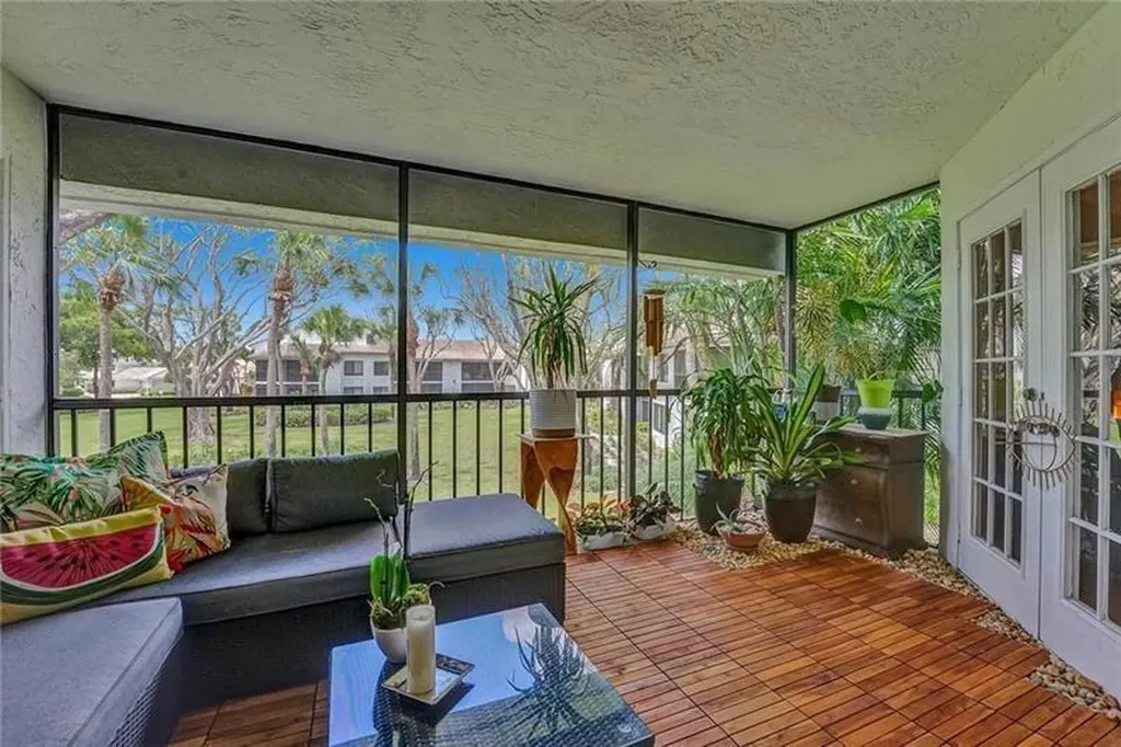 7533 Glendevon Lane Delray Beach FL 33446