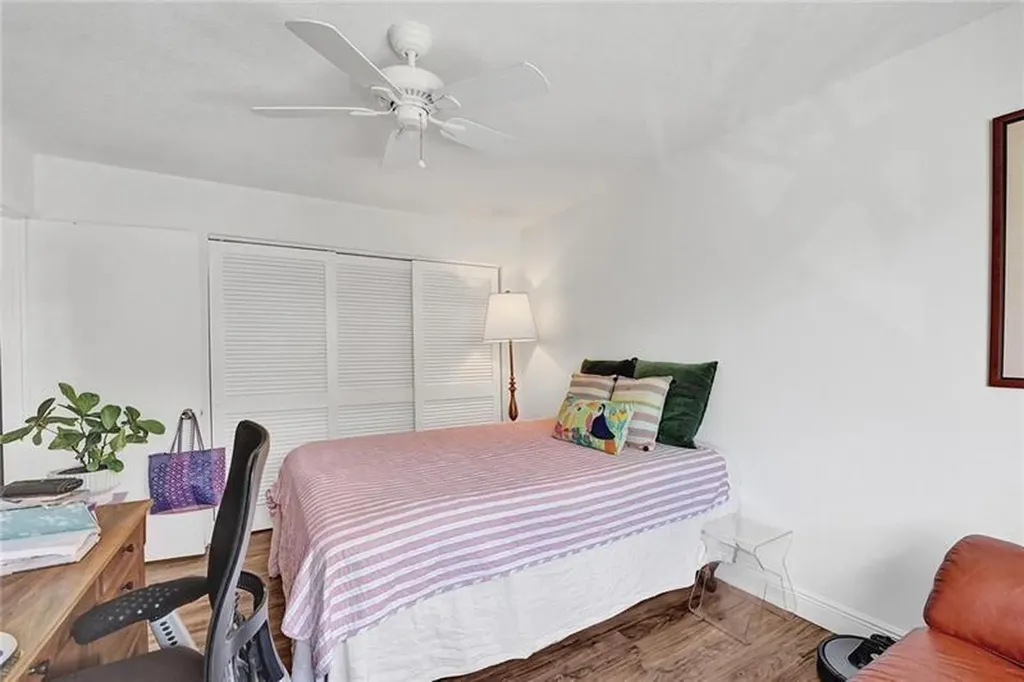 7533 Glendevon Lane Delray Beach FL 33446