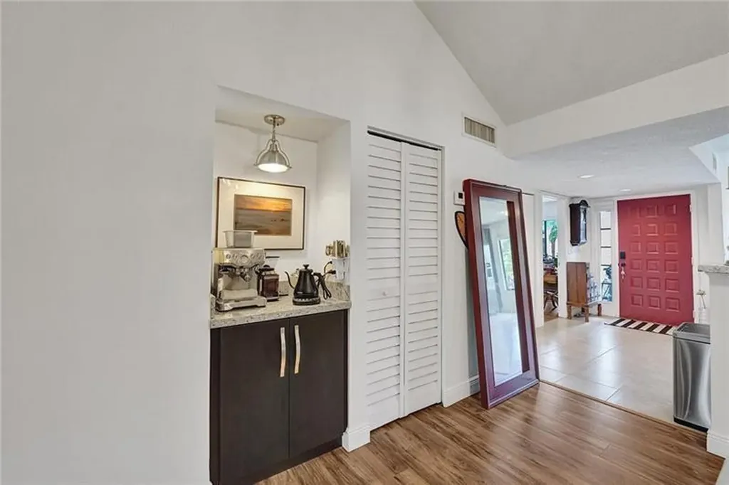 7533 Glendevon Lane Delray Beach FL 33446