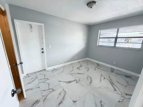 915 NE 8th Street Hallandale Beach FL 33009