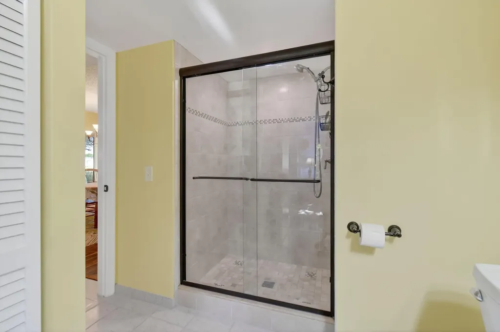 10155 Mangrove Drive Boynton Beach FL 33437