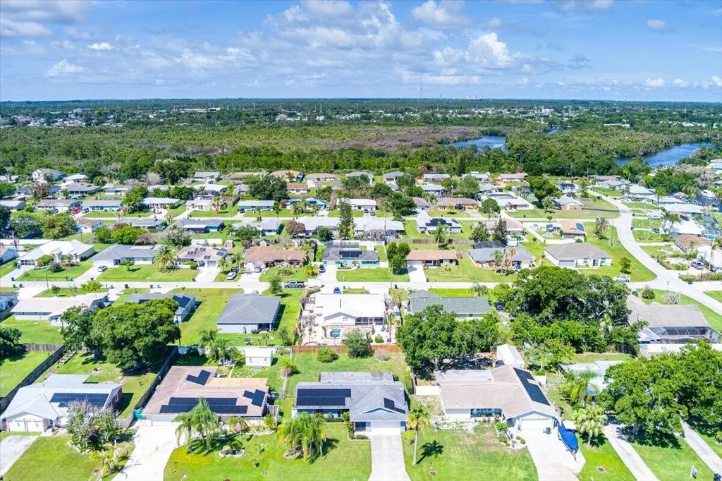 465 SE Asbury Lane Port St Lucie FL 34983
