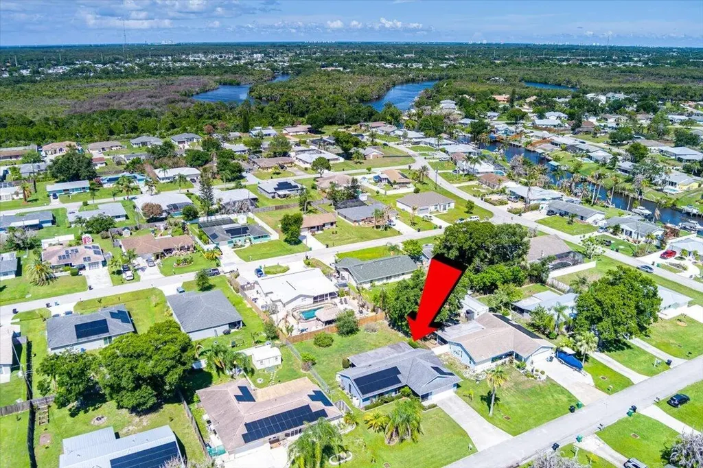 465 SE Asbury Lane Port St Lucie FL 34983