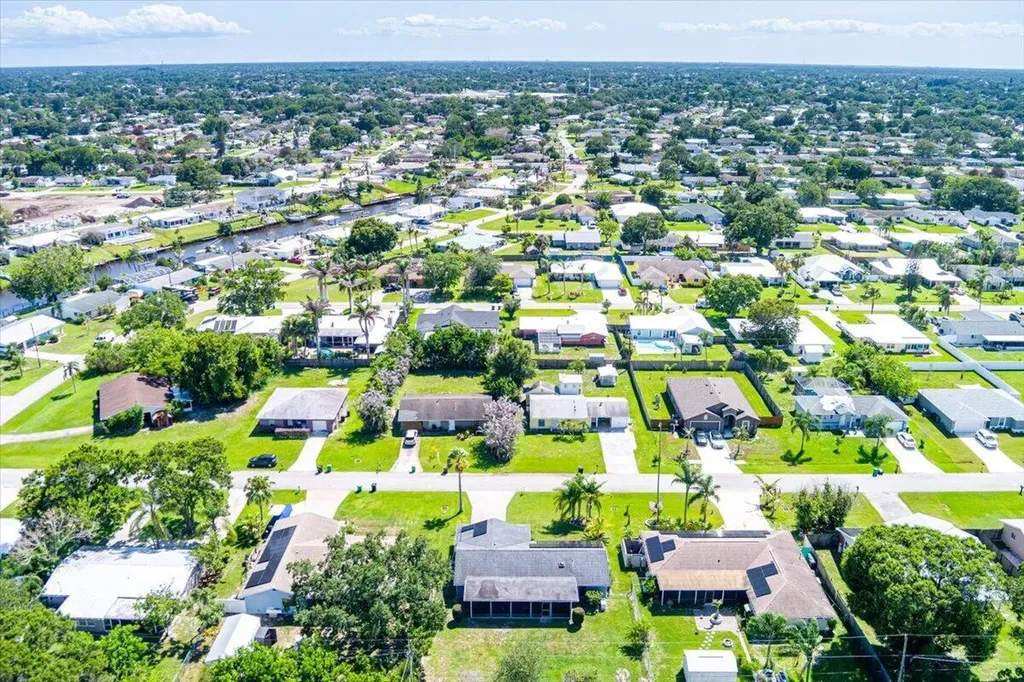 465 SE Asbury Lane Port St Lucie FL 34983