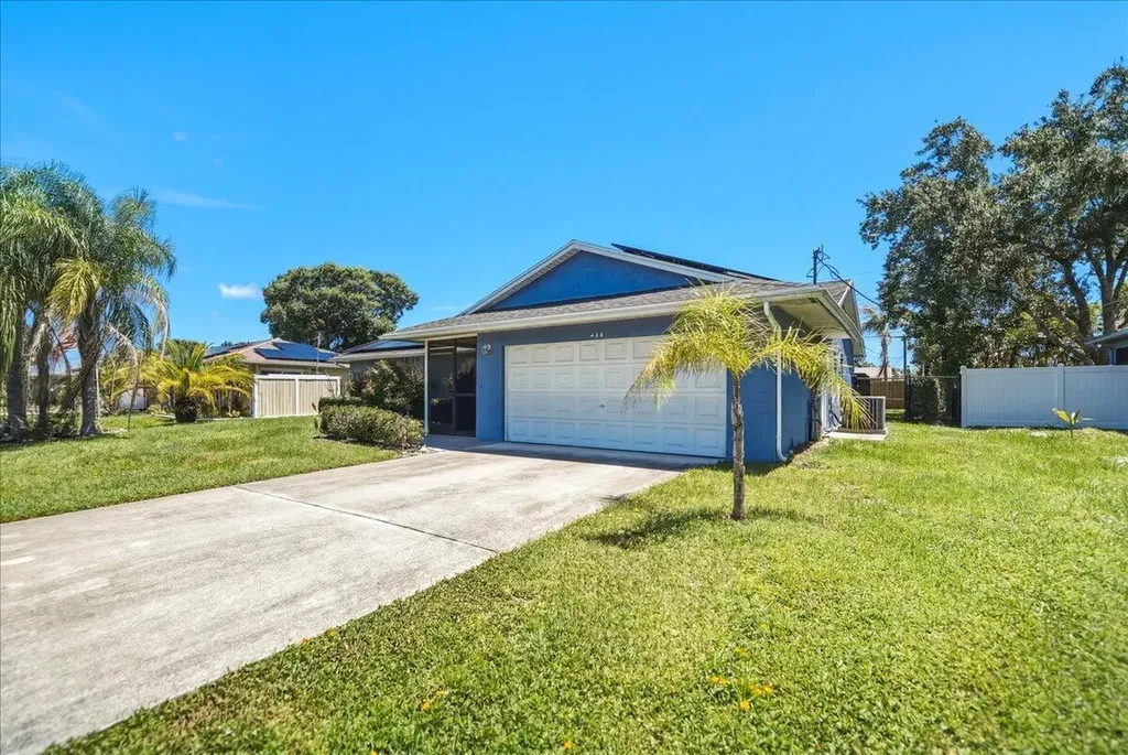 465 SE Asbury Lane Port St Lucie FL 34983