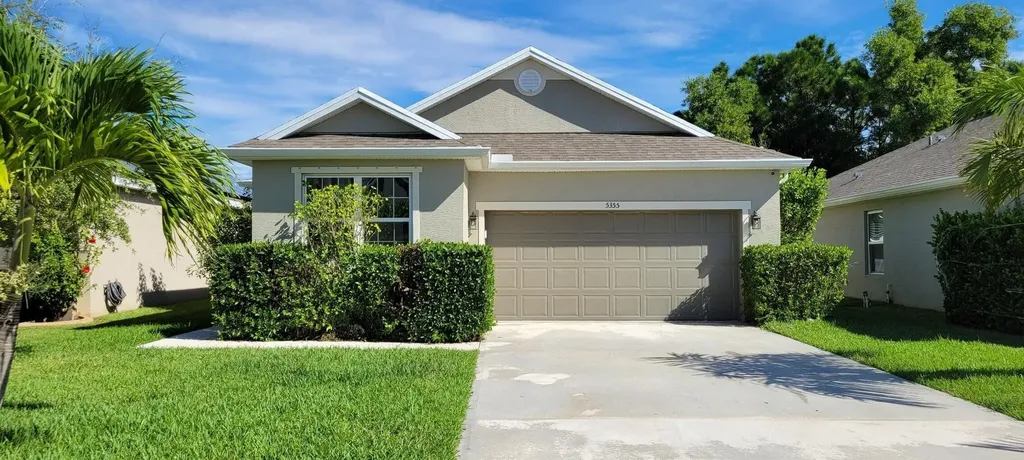 5355 NW Pine Trail Circle Port St Lucie FL 34983