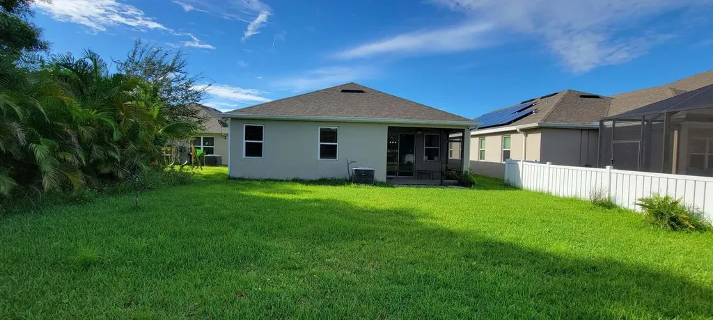 5355 NW Pine Trail Circle Port St Lucie FL 34983