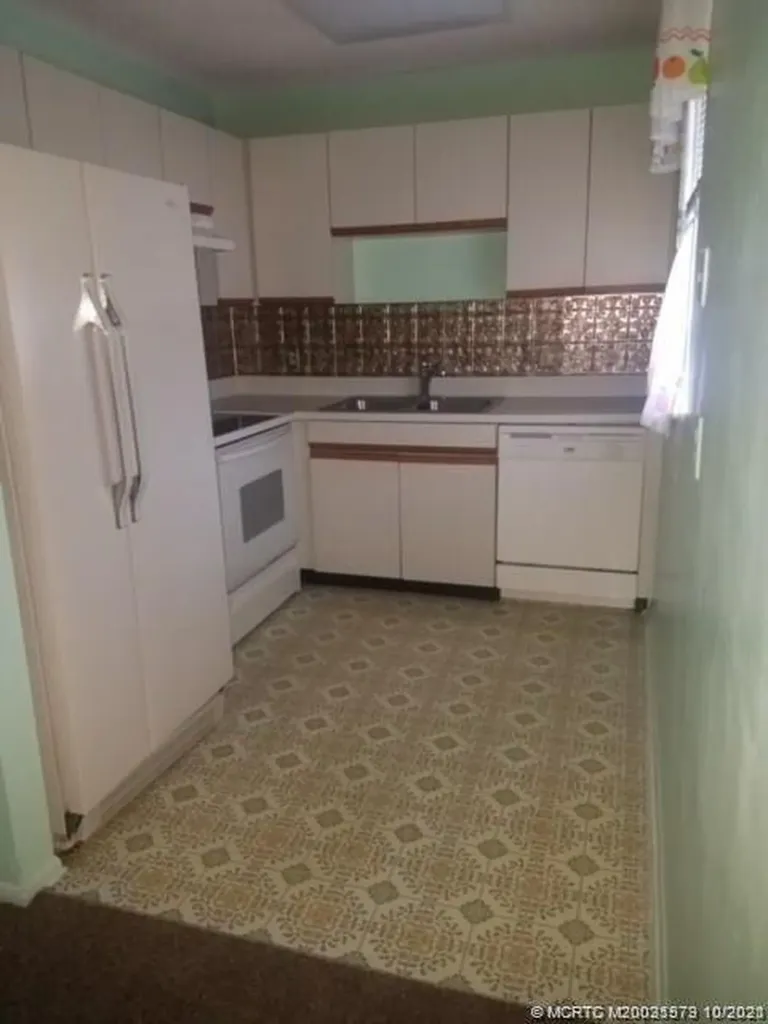 1 Lake Vista Trail Port St Lucie FL 34952