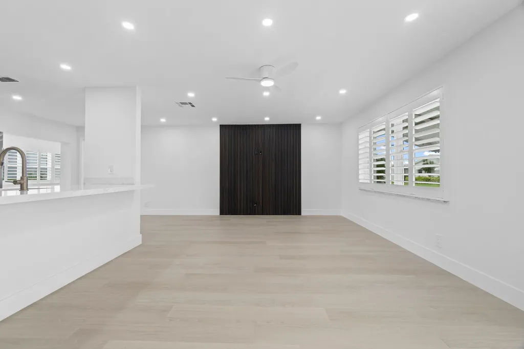 1304 SW 23rd Street Boynton Beach FL 33426