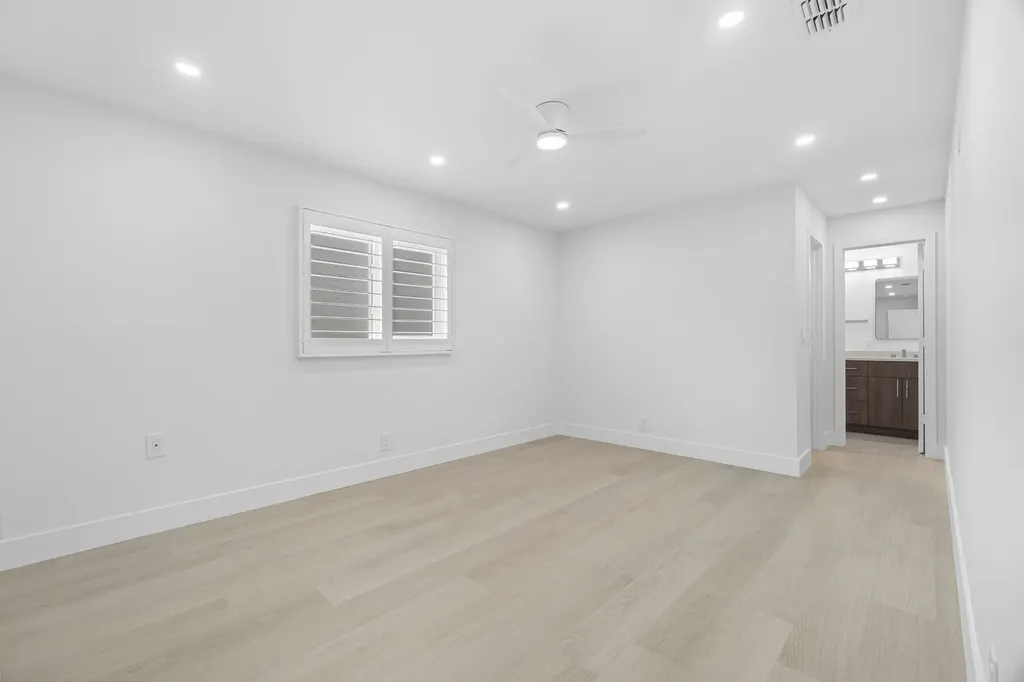 1304 SW 23rd Street Boynton Beach FL 33426