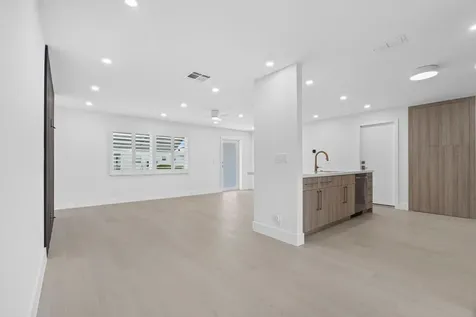 1304 SW 23rd Street Boynton Beach FL 33426