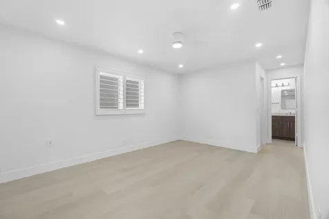 1304 SW 23rd Street Boynton Beach FL 33426