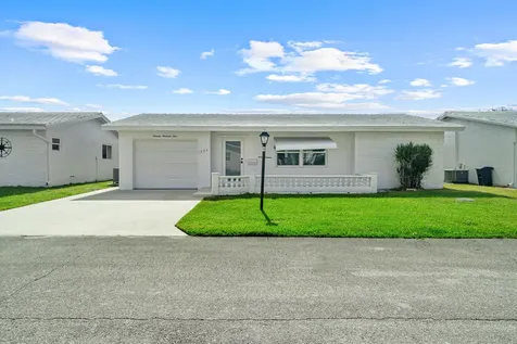 1304 SW 23rd Street Boynton Beach FL 33426