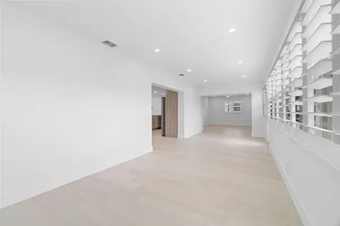 1304 SW 23rd Street Boynton Beach FL 33426