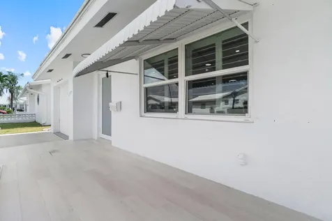 1304 SW 23rd Street Boynton Beach FL 33426