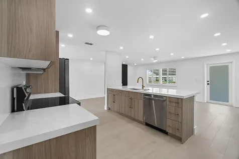 1304 SW 23rd Street Boynton Beach FL 33426