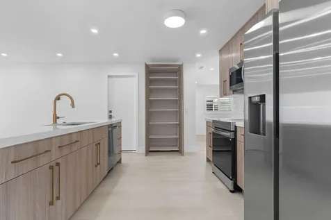 1304 SW 23rd Street Boynton Beach FL 33426