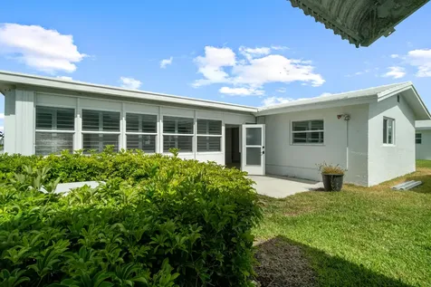 1304 SW 23rd Street Boynton Beach FL 33426