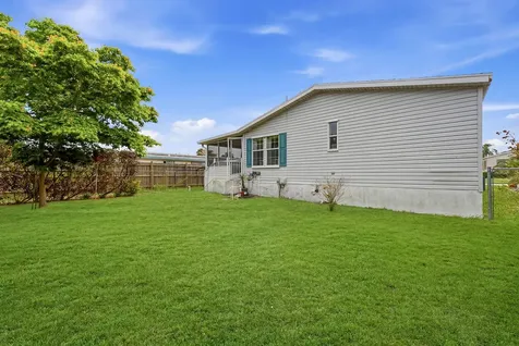 8355 SE Wren Avenue Hobe Sound FL 33455