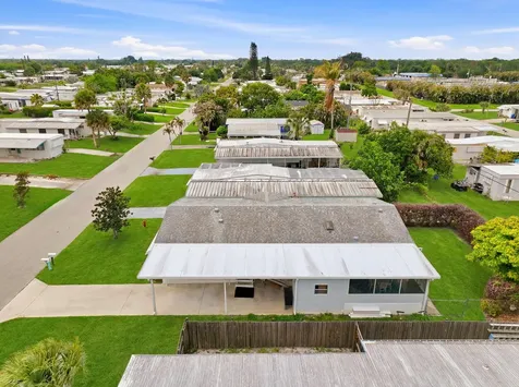 8355 SE Wren Avenue Hobe Sound FL 33455