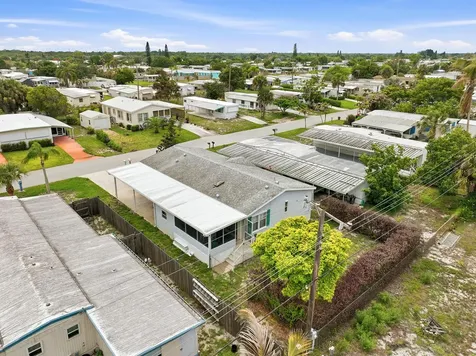 8355 SE Wren Avenue Hobe Sound FL 33455