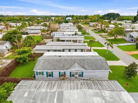 8355 SE Wren Avenue Hobe Sound FL 33455