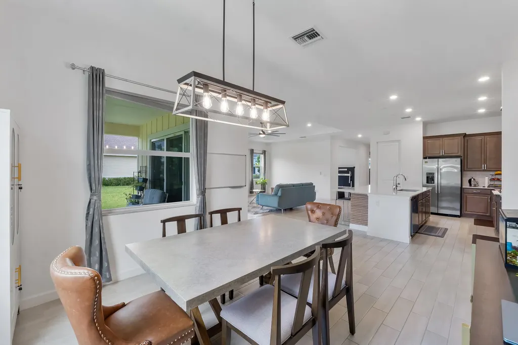 19036 Broad Shore Walk The Acreage FL 33470