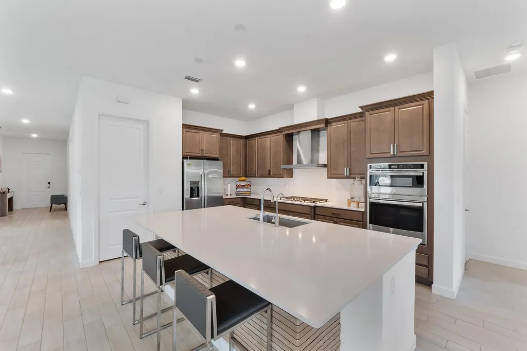 19036 Broad Shore Walk The Acreage FL 33470