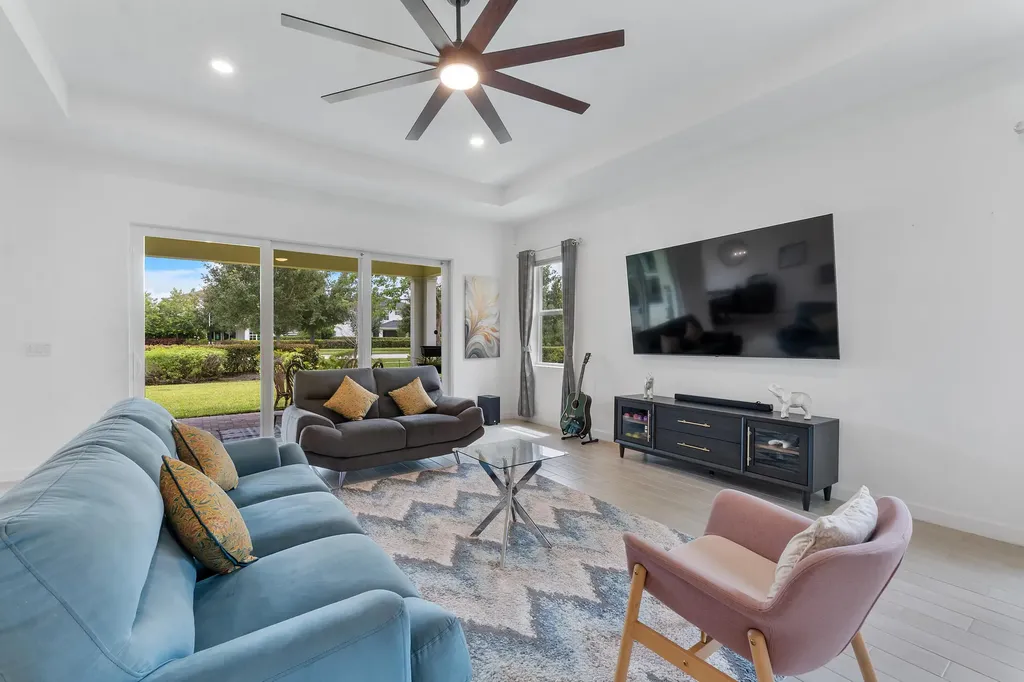 19036 Broad Shore Walk The Acreage FL 33470