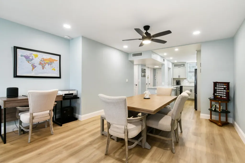 100 Paradise Harbour Boulevard North Palm Beach FL 33408