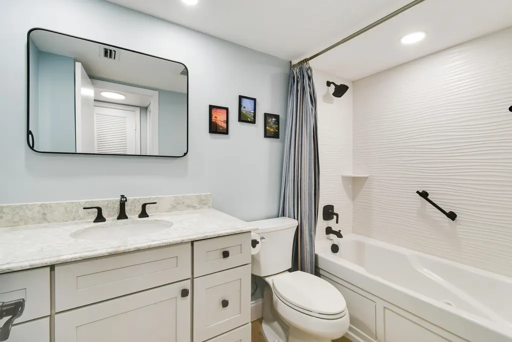 100 Paradise Harbour Boulevard North Palm Beach FL 33408
