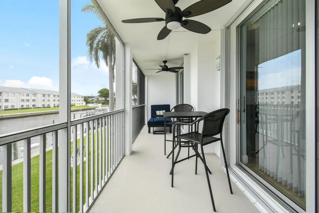 100 Paradise Harbour Boulevard North Palm Beach FL 33408