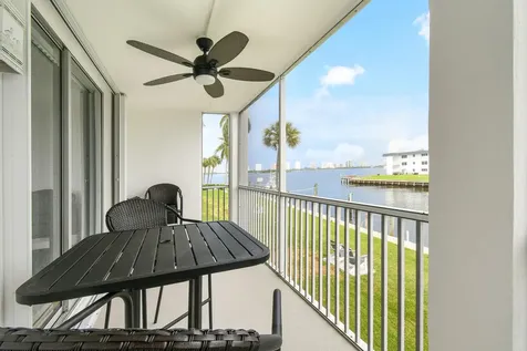100 Paradise Harbour Boulevard North Palm Beach FL 33408
