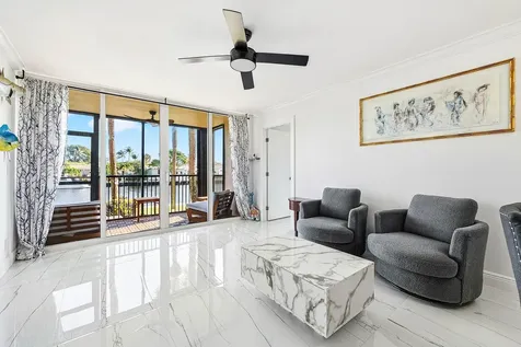 18 Royal Palm Way Boca Raton FL 33432