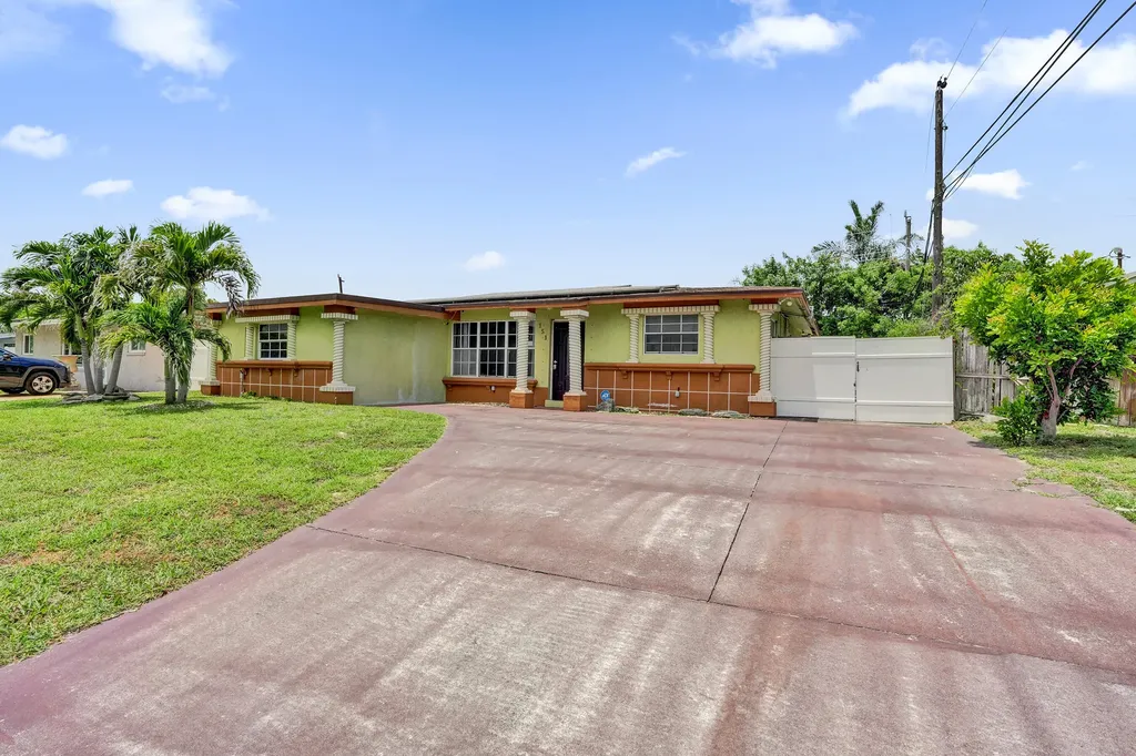 151 NW 21st Street Pompano Beach FL 33060