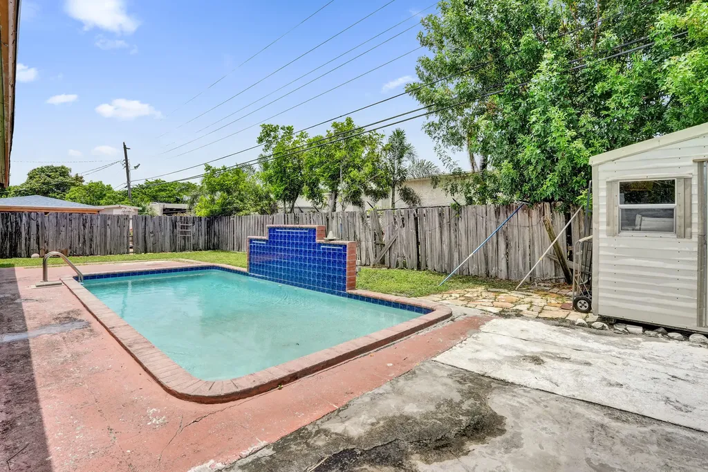 151 NW 21st Street Pompano Beach FL 33060