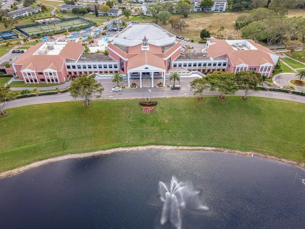 362 Oakridge T Deerfield Beach FL 33442