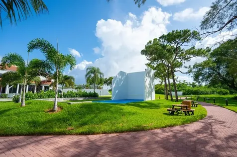 362 Oakridge T Deerfield Beach FL 33442