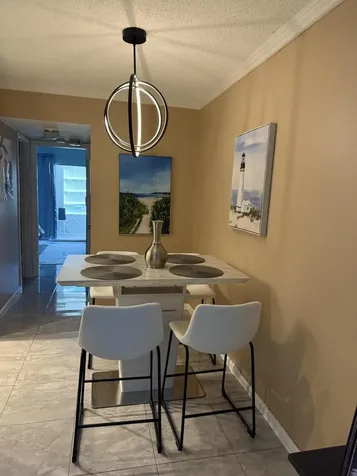 362 Oakridge T Deerfield Beach FL 33442