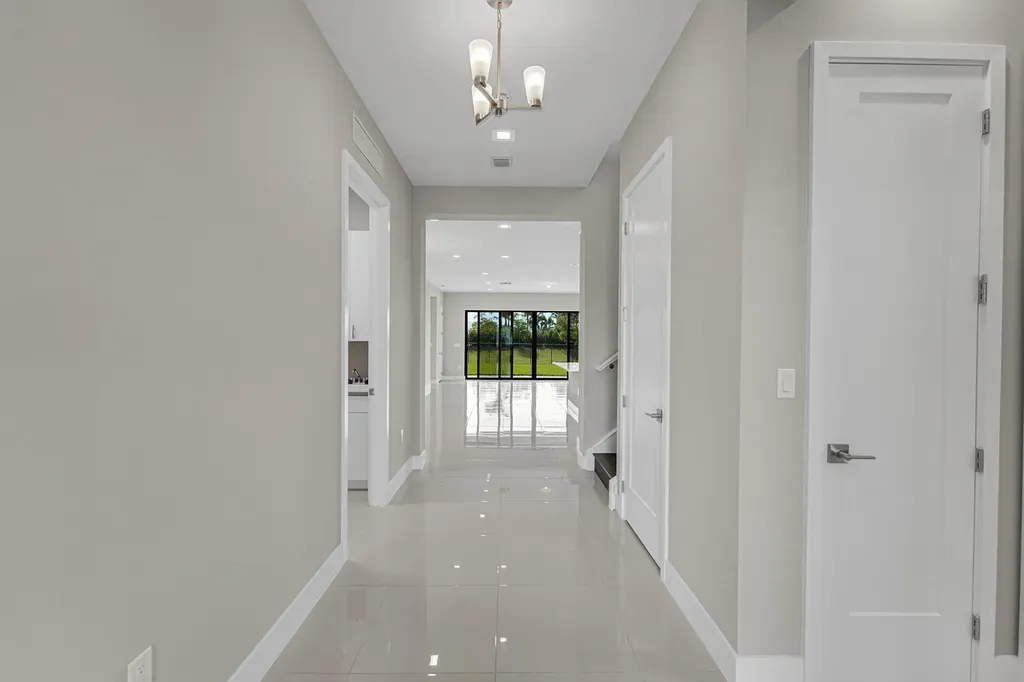 13045 Feathering Way Palm Beach Gardens FL 33412