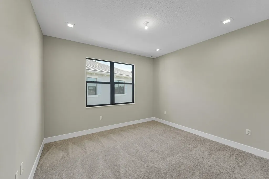 13045 Feathering Way Palm Beach Gardens FL 33412