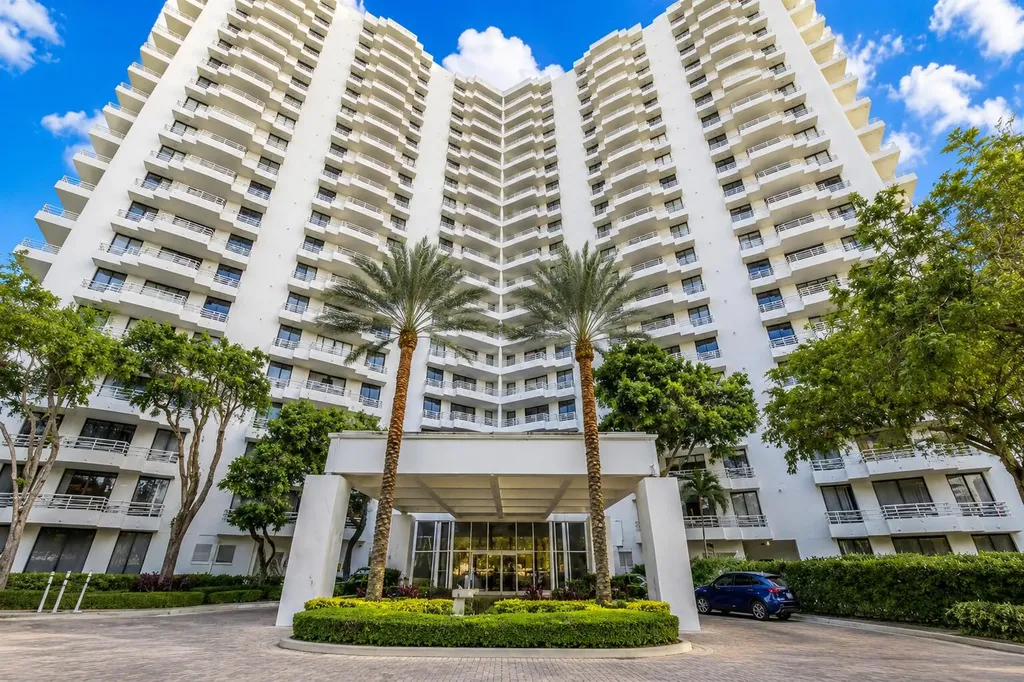 3300 192nd Street NE Aventura FL 33180